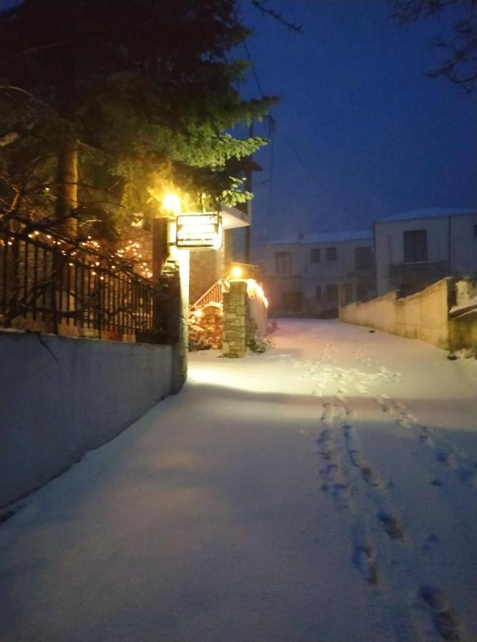 Guesthouse Petrino Pezoula Exterior photo